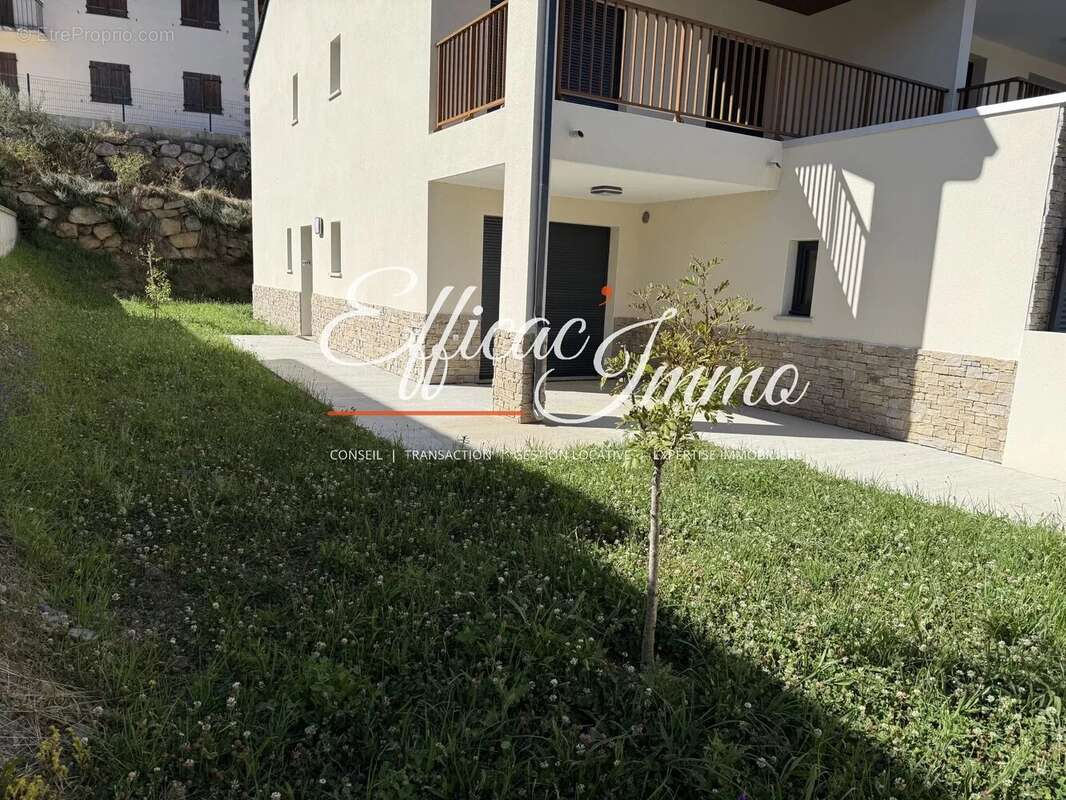 Appartement à FORMIGUERES