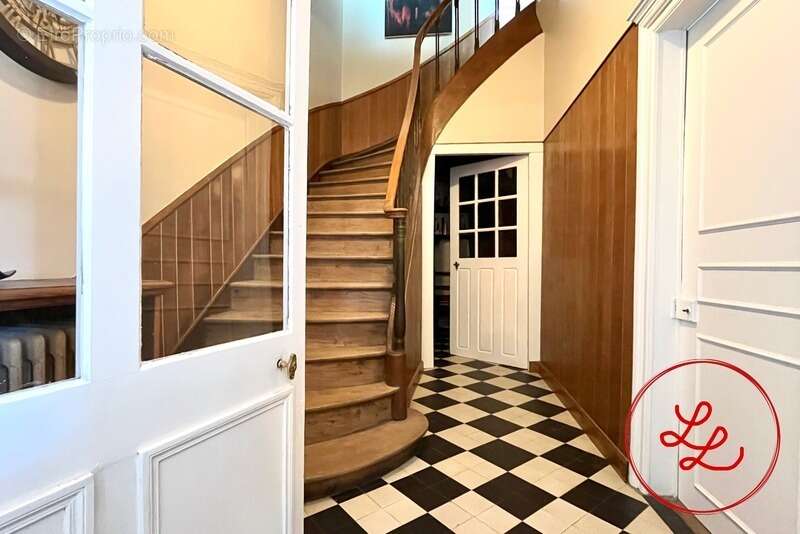 Maison à AUXI-LE-CHATEAU