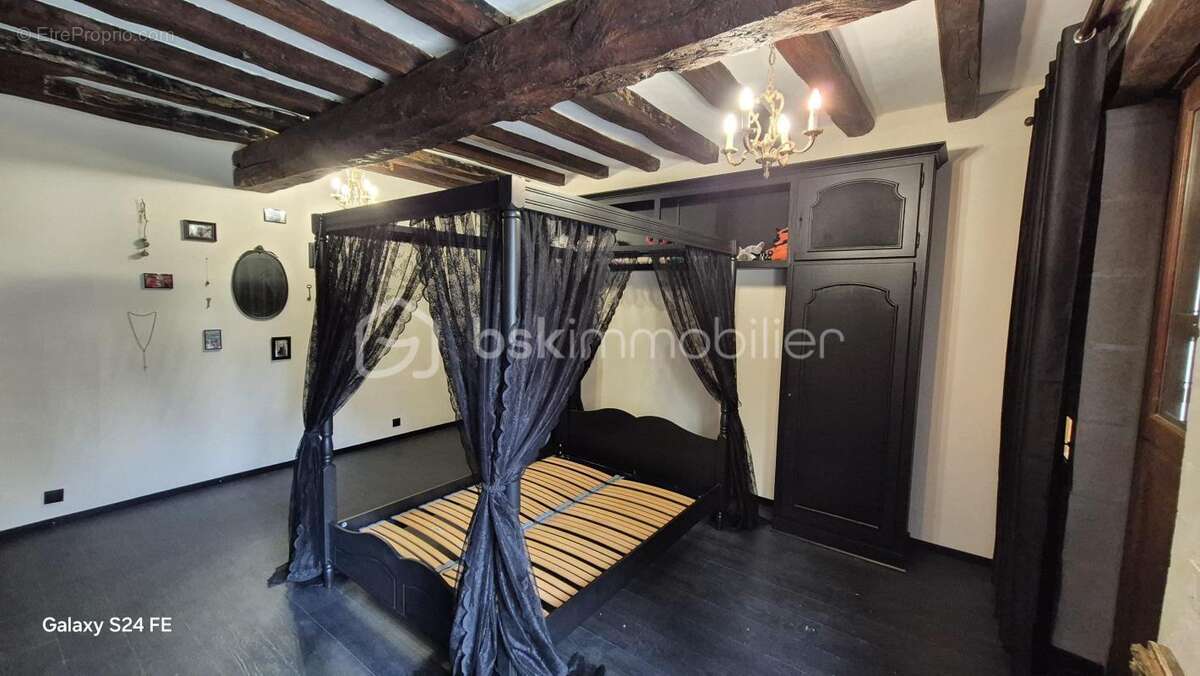 Maison à LA CHAPELLE-SUR-LOIRE