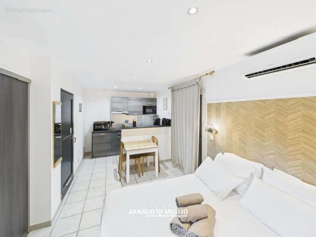 Photo 5 - Commerce à BONIFACIO