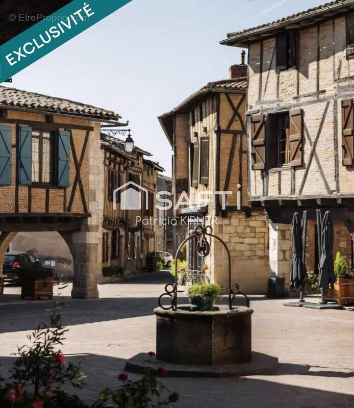 Photo 1 - Maison à CASTELNAU-DE-MONTMIRAL