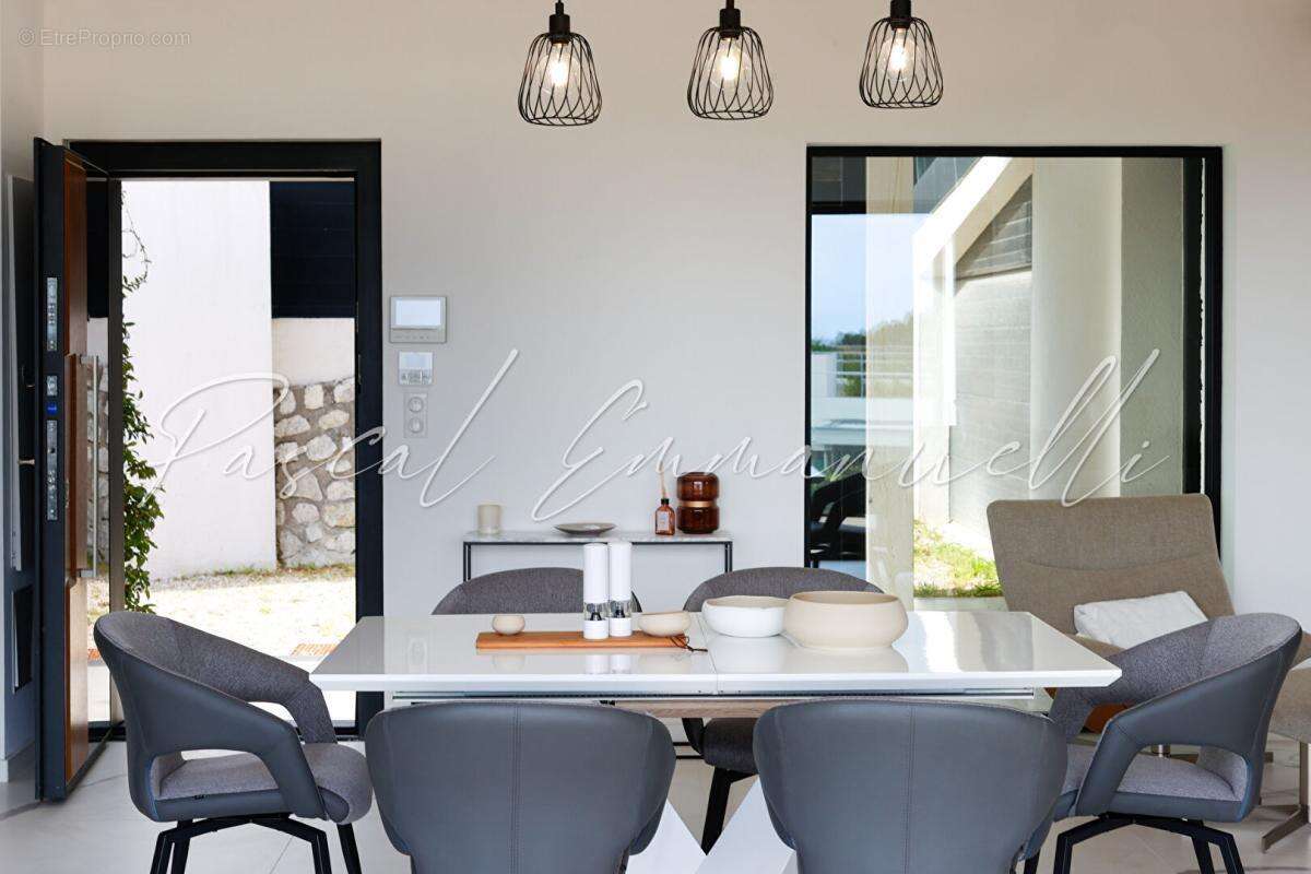 Appartement à VILLENEUVE-LOUBET