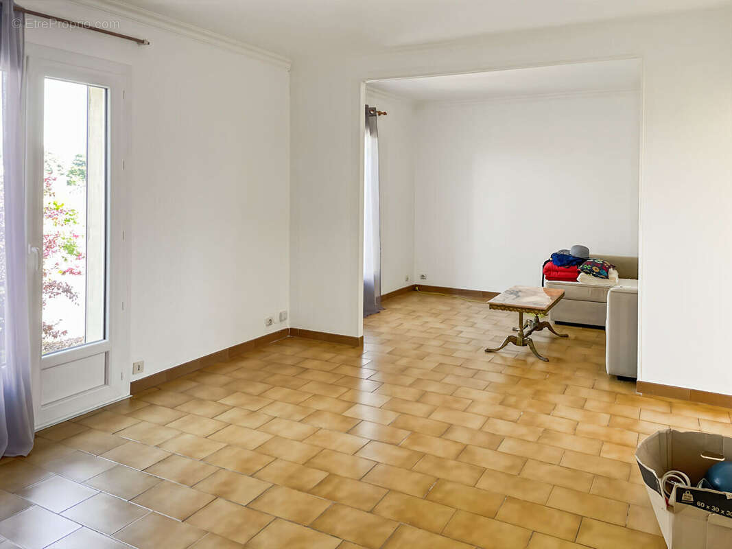 Maison 4 pièces à vendre à Lamothe - Calme et grand garage - photo 2