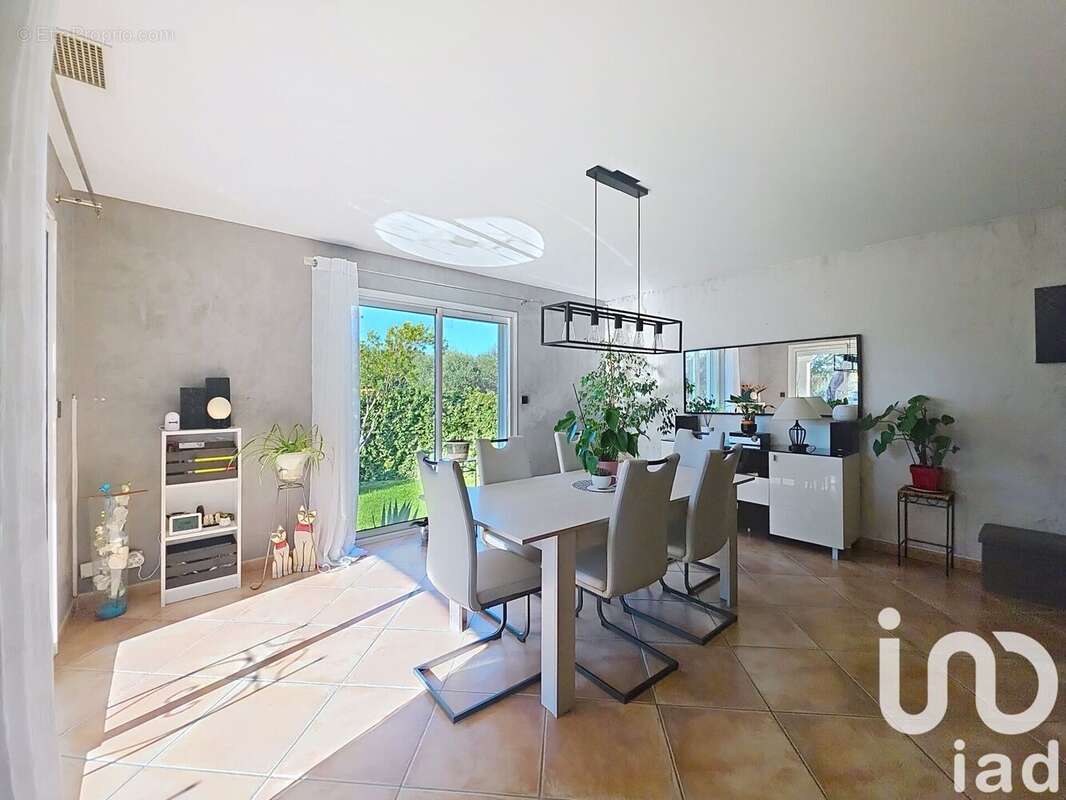 Photo 4 - Maison à BERNIS