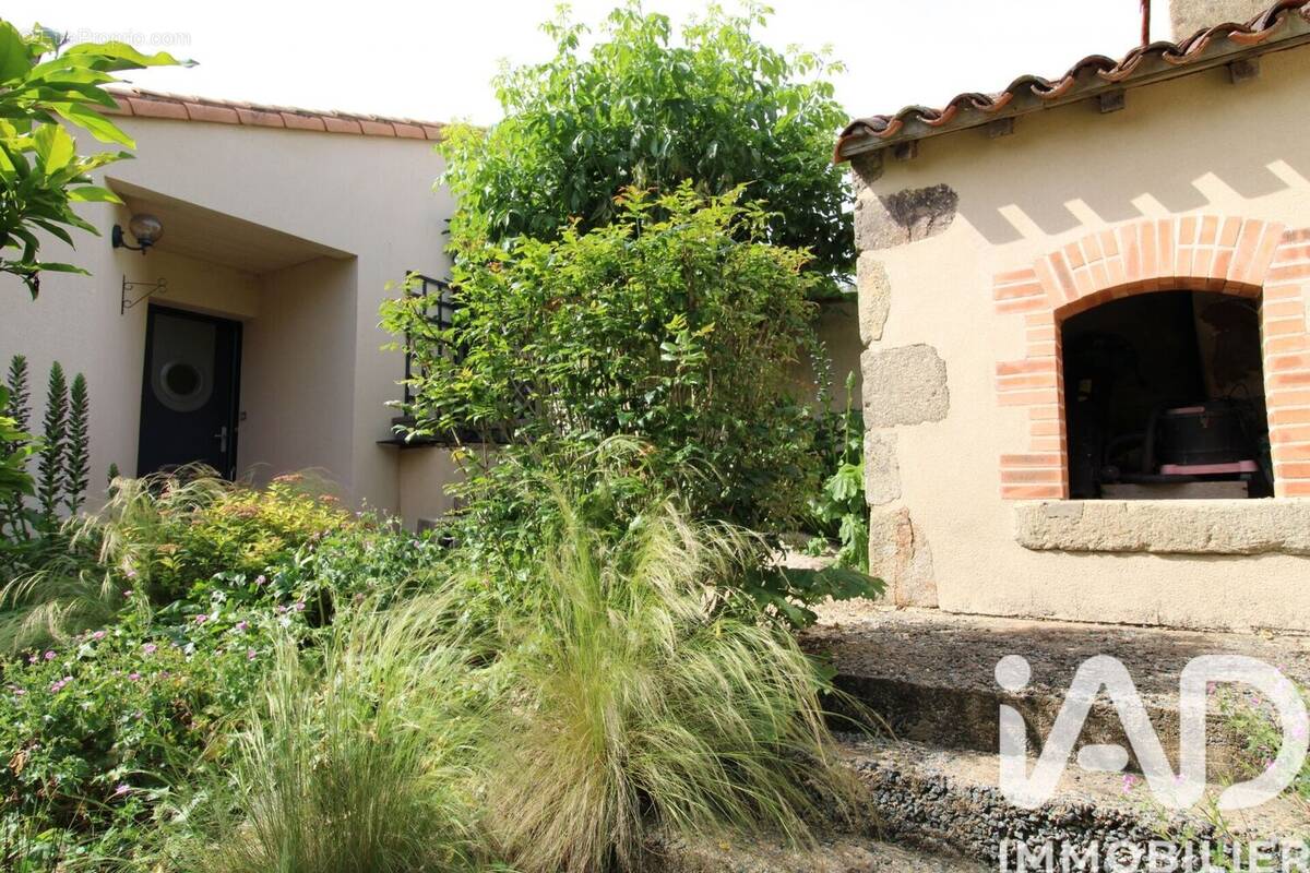 Photo 1 - Maison à BEAUREPAIRE