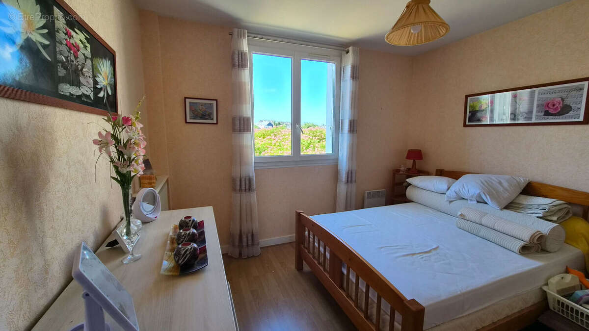 Appartement -  91 m2 - Joue Les Tours - photo 4