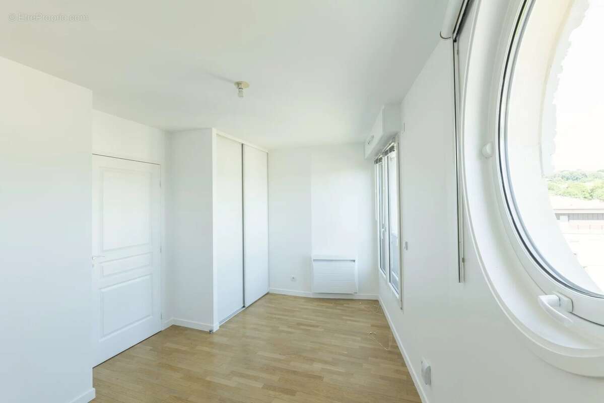 Appartement à CHAVILLE