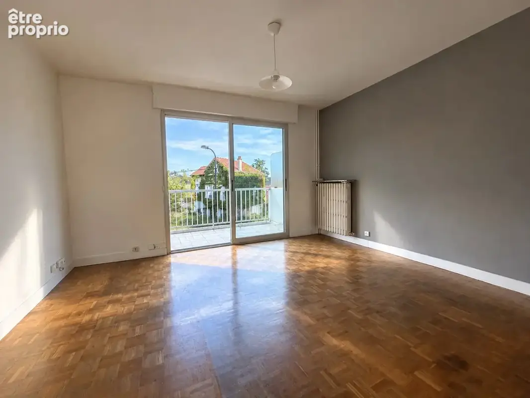 À vendre   f1 traversant de 29,56 m2 avec balcon - photo 2