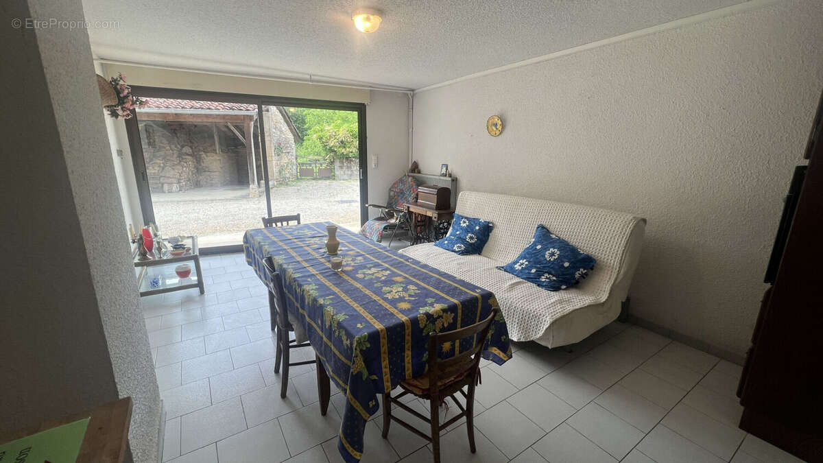 Maison à SAINT-AMOUR