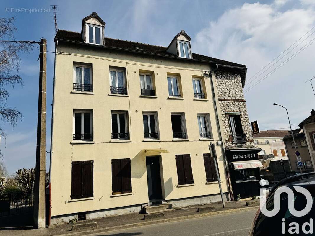 Photo 3 - Appartement à MONTEREAU-FAULT-YONNE