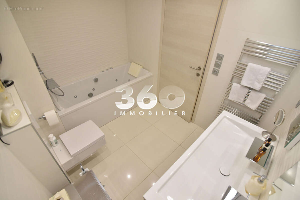 Appartement à BRISON-SAINT-INNOCENT