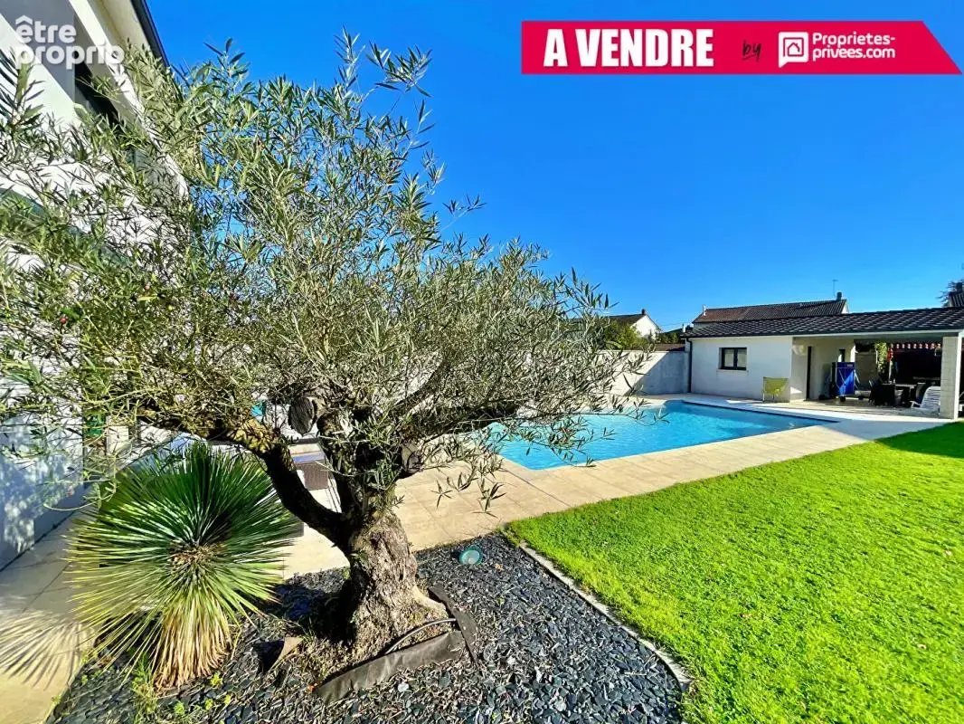 Maison Eysines 6 pièce(s) 170 m2 piscine dépendance double garage - photo 4