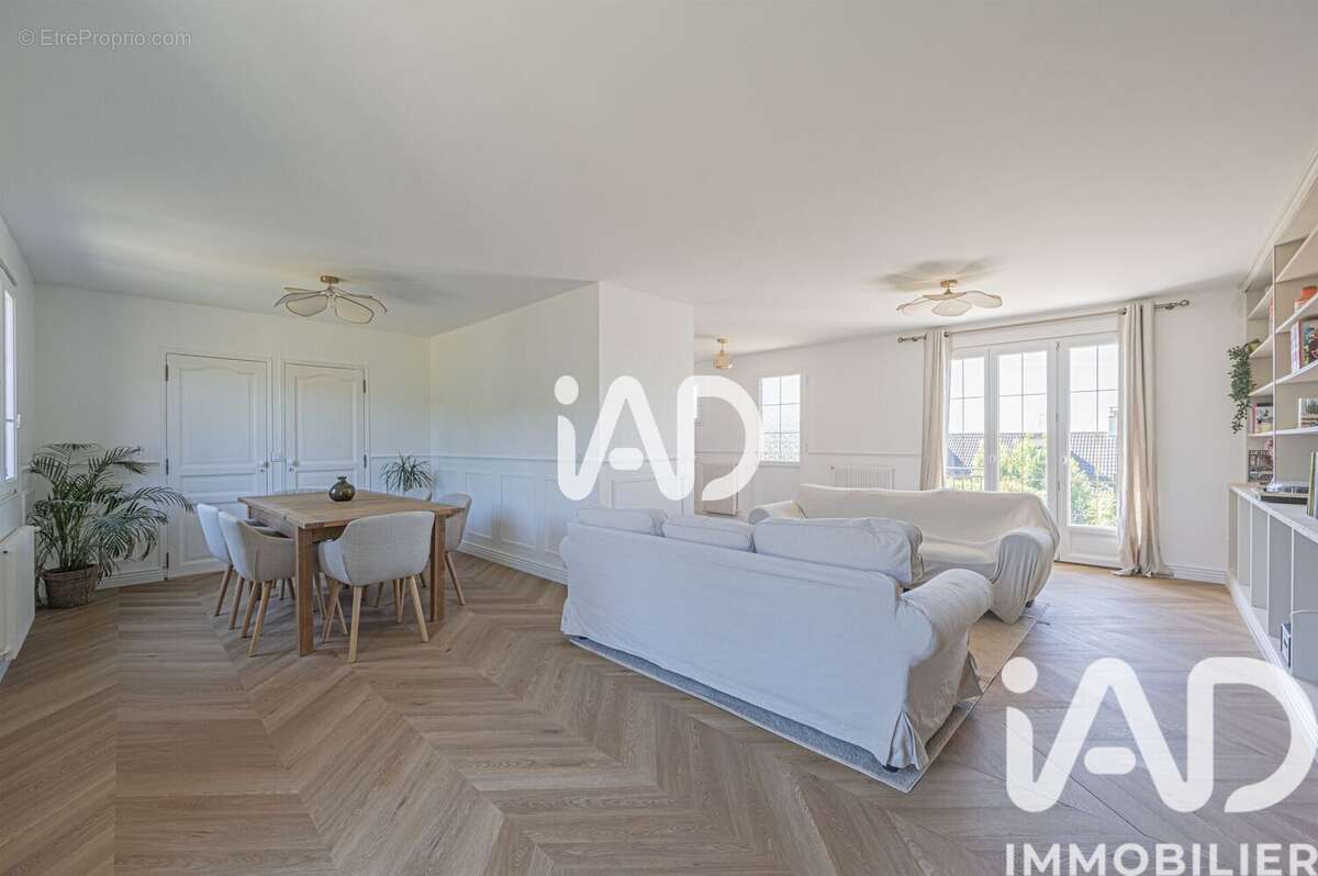 Photo 3 - Maison à THORIGNY-SUR-MARNE