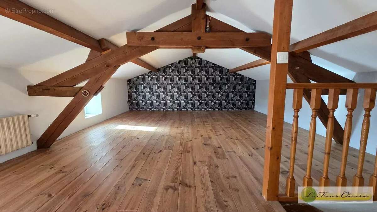 Maison à FOUQUEURE