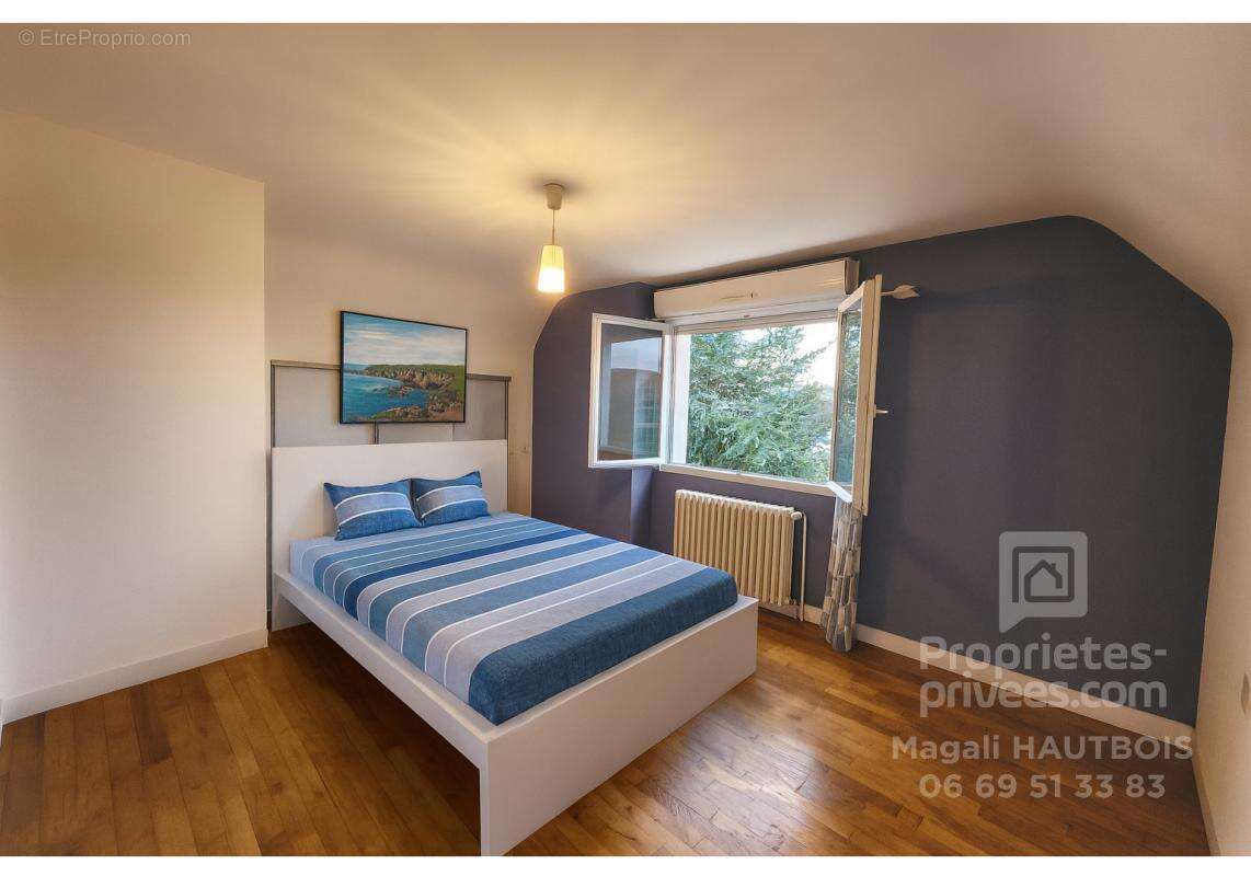 Maison à SAINT-HILAIRE-DU-HARCOUET