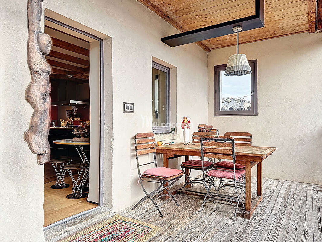 Maison à SAINT-CYR-AU-MONT-D&#039;OR