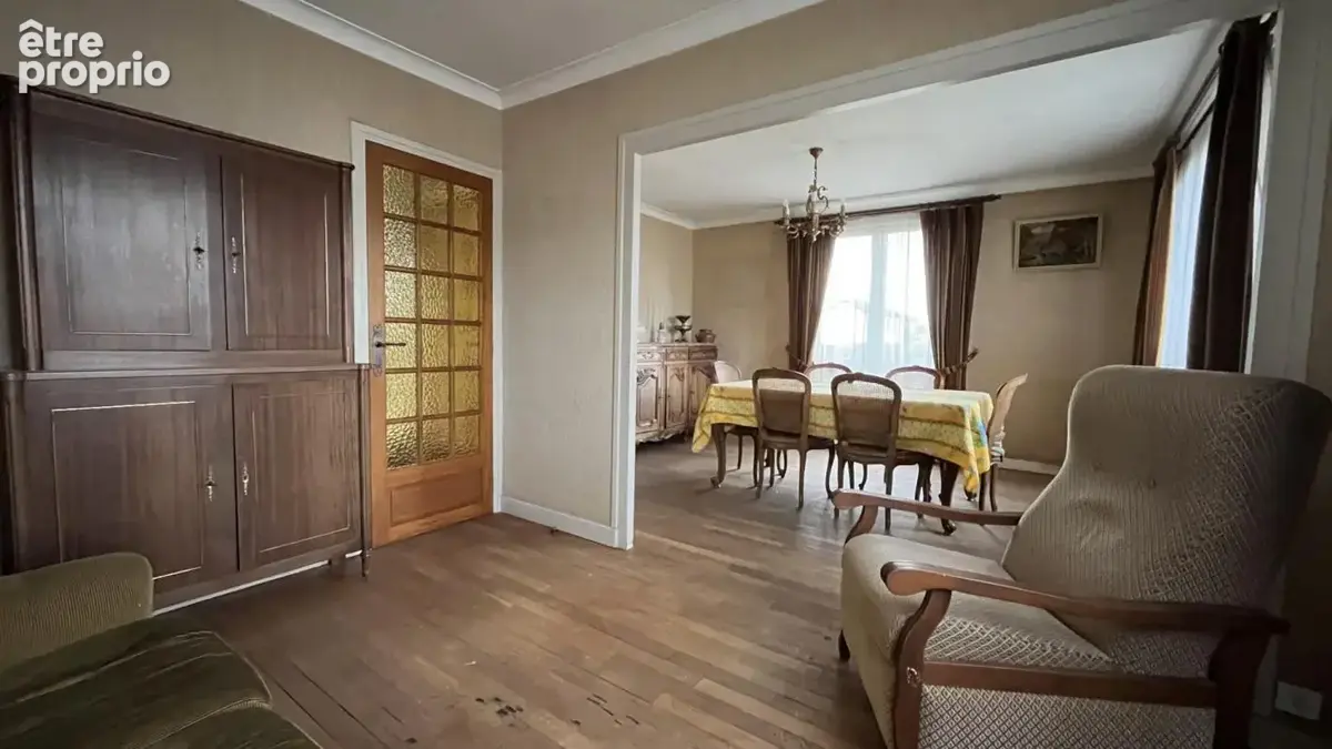 Pavillon à rafraîchir sur 1 419 m²  à deux pas du centre ville - photo 3