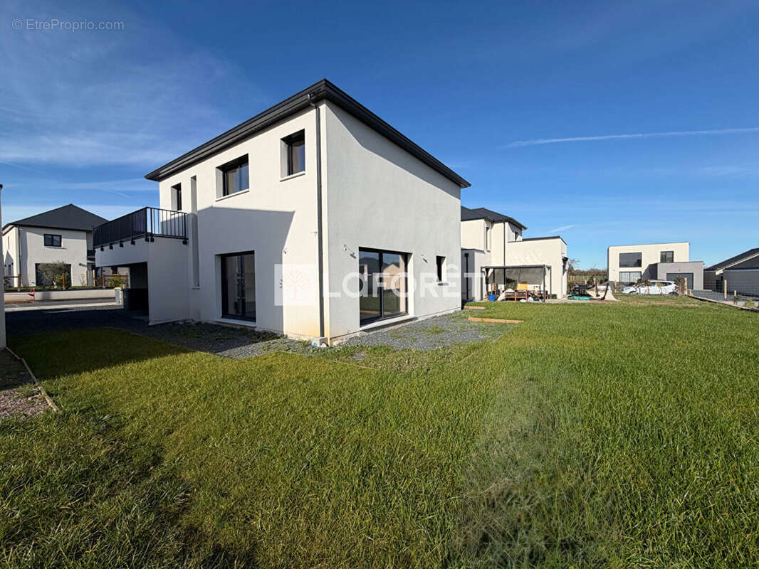 Maison à BLAINVILLE-SUR-ORNE