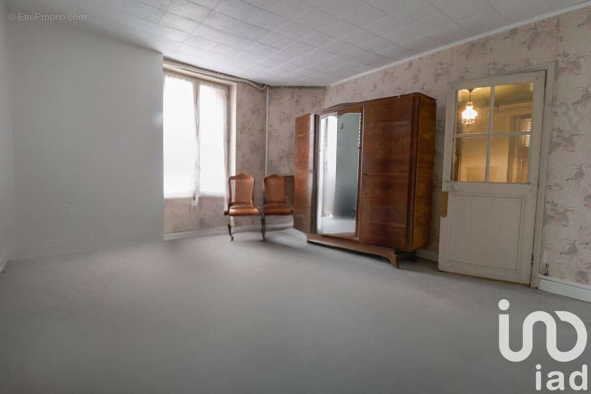 Photo 8 - Maison à SAULX-LES-CHARTREUX