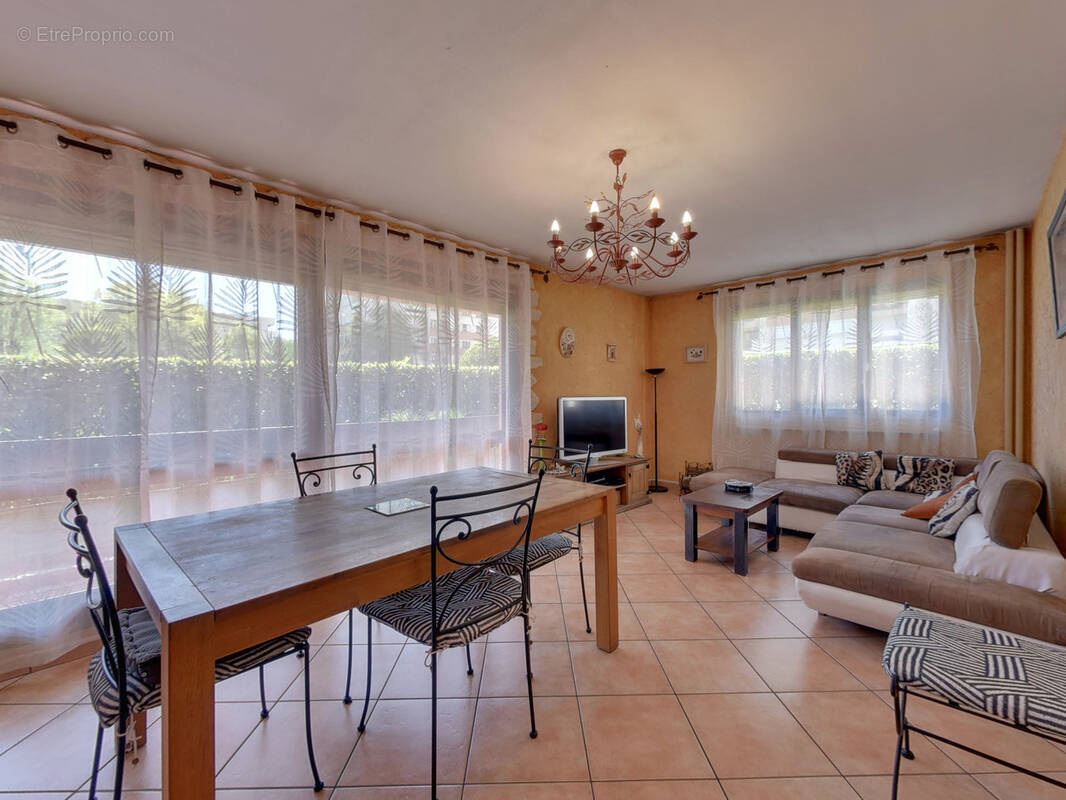 Appartement à ECHIROLLES