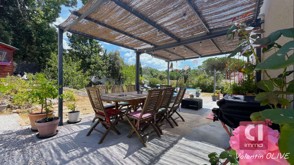 Maison à CAMPS-LA-SOURCE