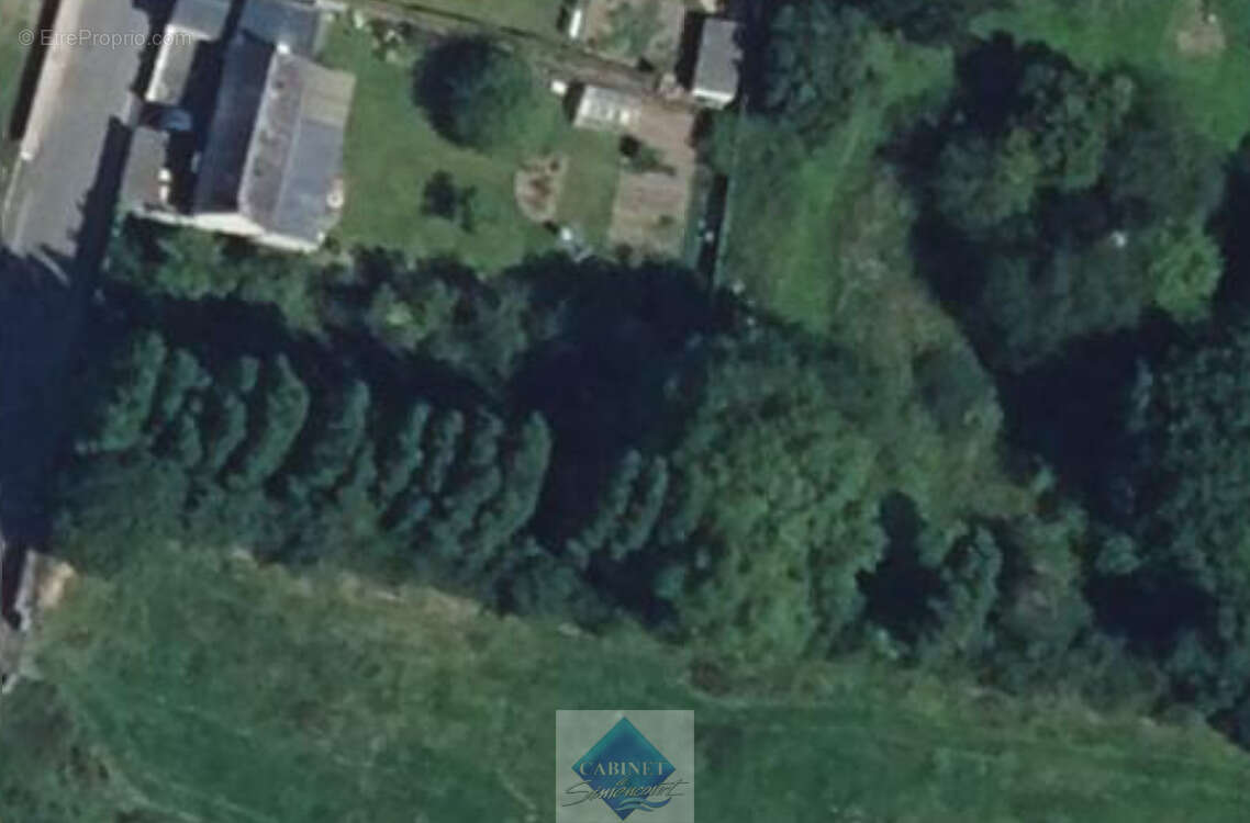 Terrain à FEUQUIERES-EN-VIMEU