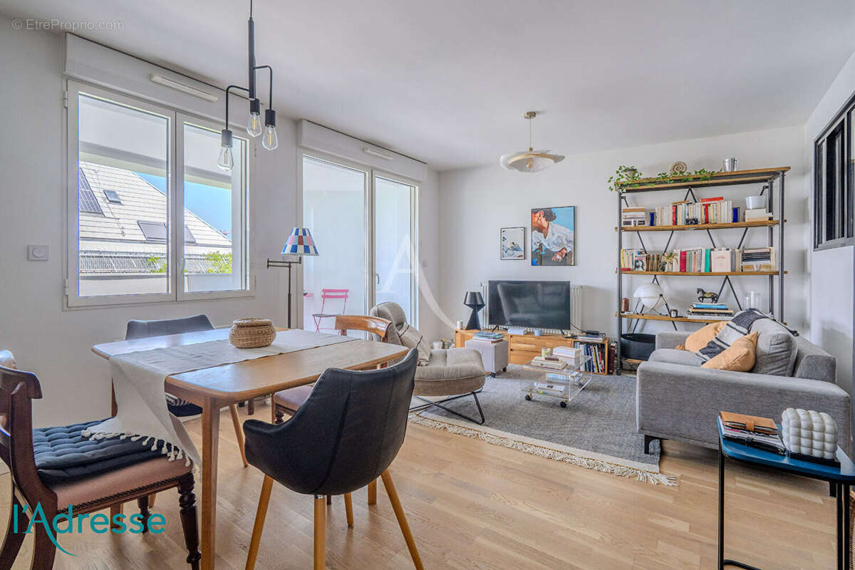 BORDEAUX BASTIDE - Appartement 3 pièces avec loggia et parking - photo 5