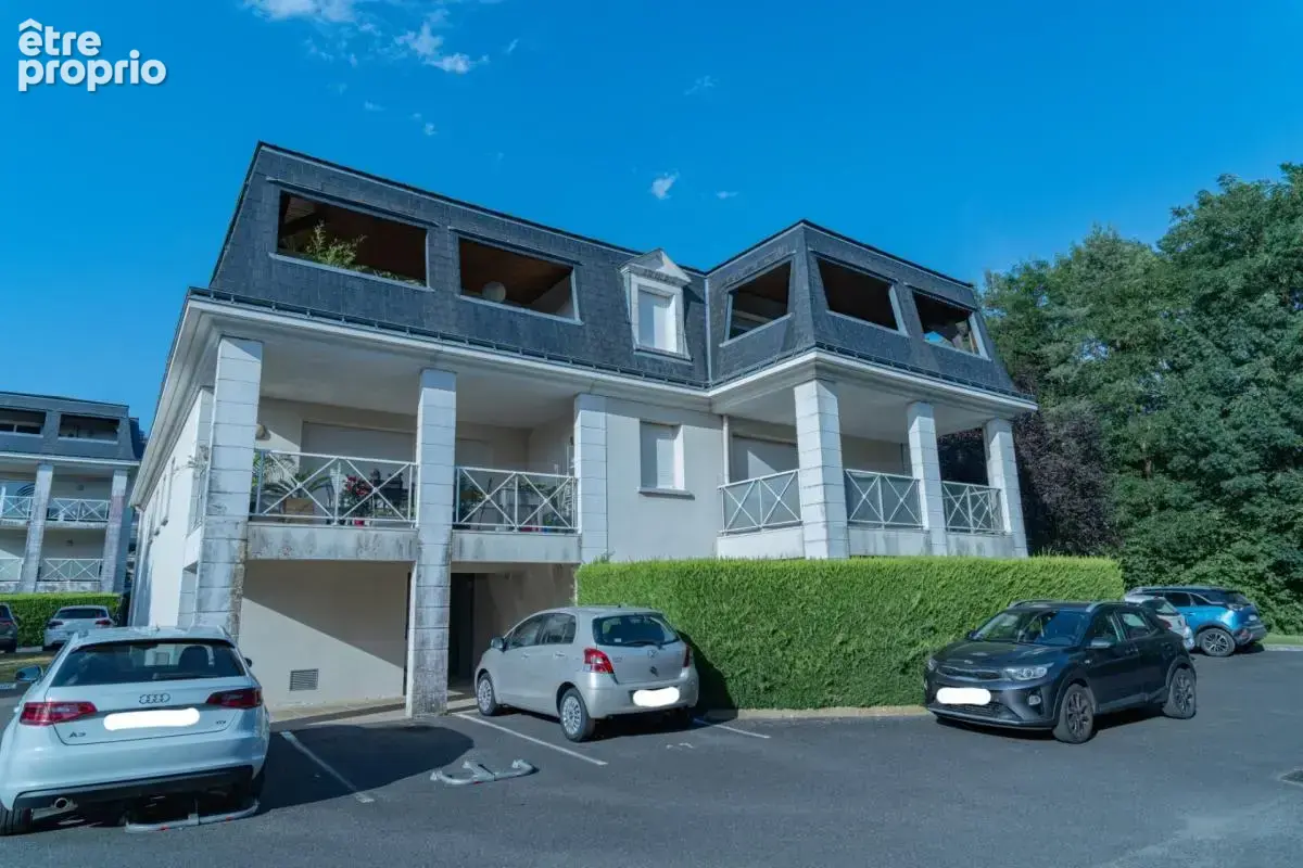 Appartement à SAINT-CYR-SUR-LOIRE