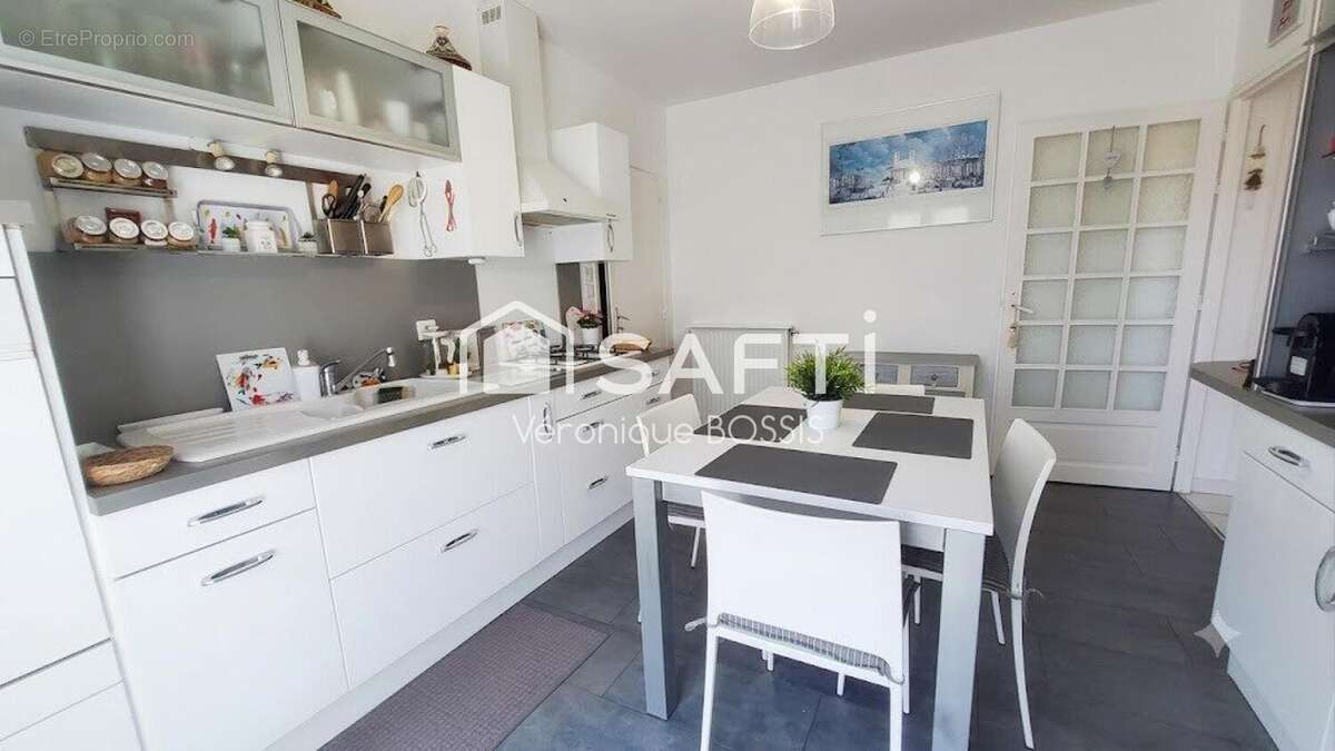 Maison 87 m² à La Roche-Sur-Yon  - photo 4
