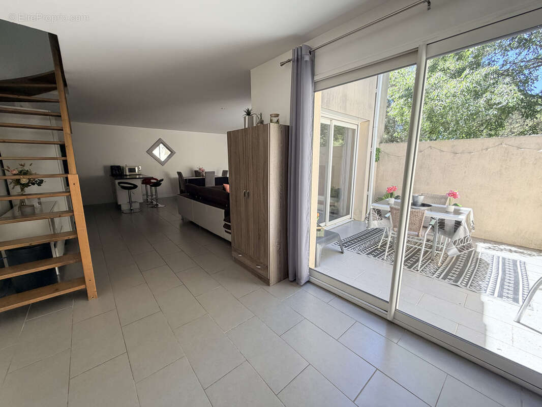 Appartement à SAINT-PAUL-ET-VALMALLE