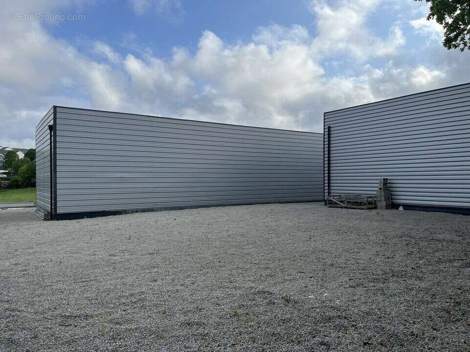 Local d'activite a vendre - photo 4