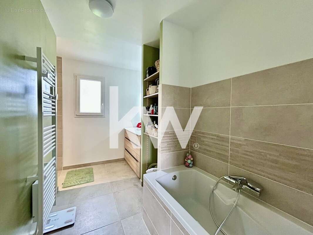 Maison à ORADOUR-SUR-GLANE