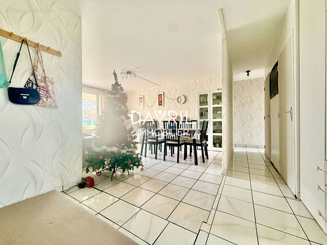 Appartement à ERAGNY