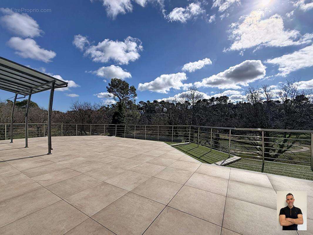 Maison à FLASSANS-SUR-ISSOLE