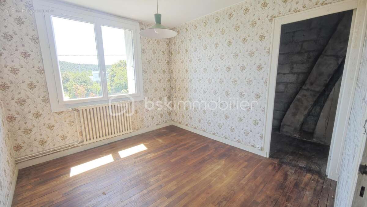 Maison 97 m² 4 pieces avec terrain constructible de 2 305 m² et garage double - photo 12