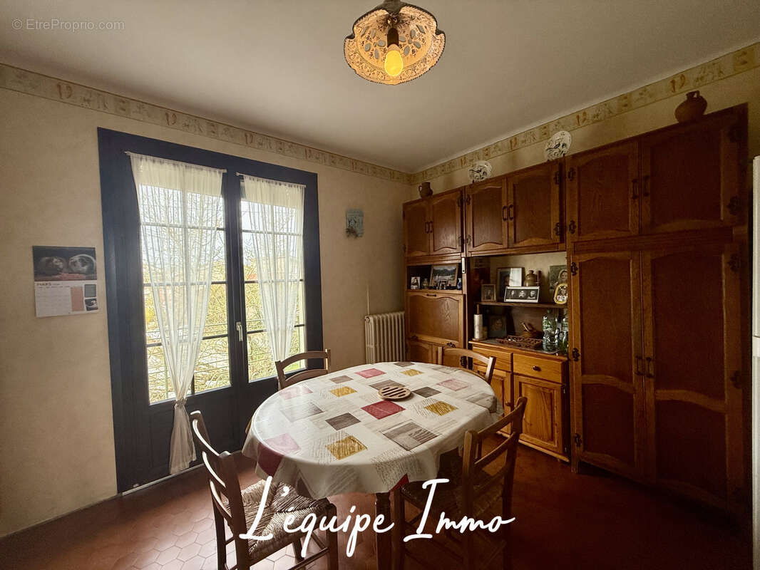 Maison à BRAX