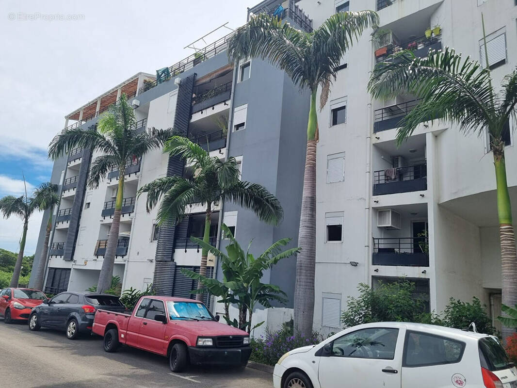 Appartement à SAINT-DENIS