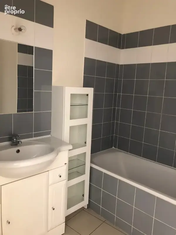 Montpellier centre-ville, Duplex T3 en dernier étage - photo 8