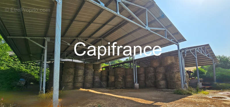 Propriété de caractère à vendre 17 pièces AUBIN (12) - photo 4