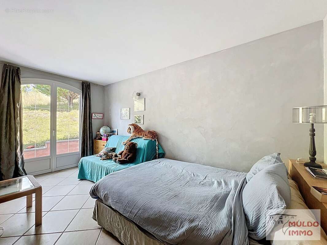 Maison à PRUNIERES