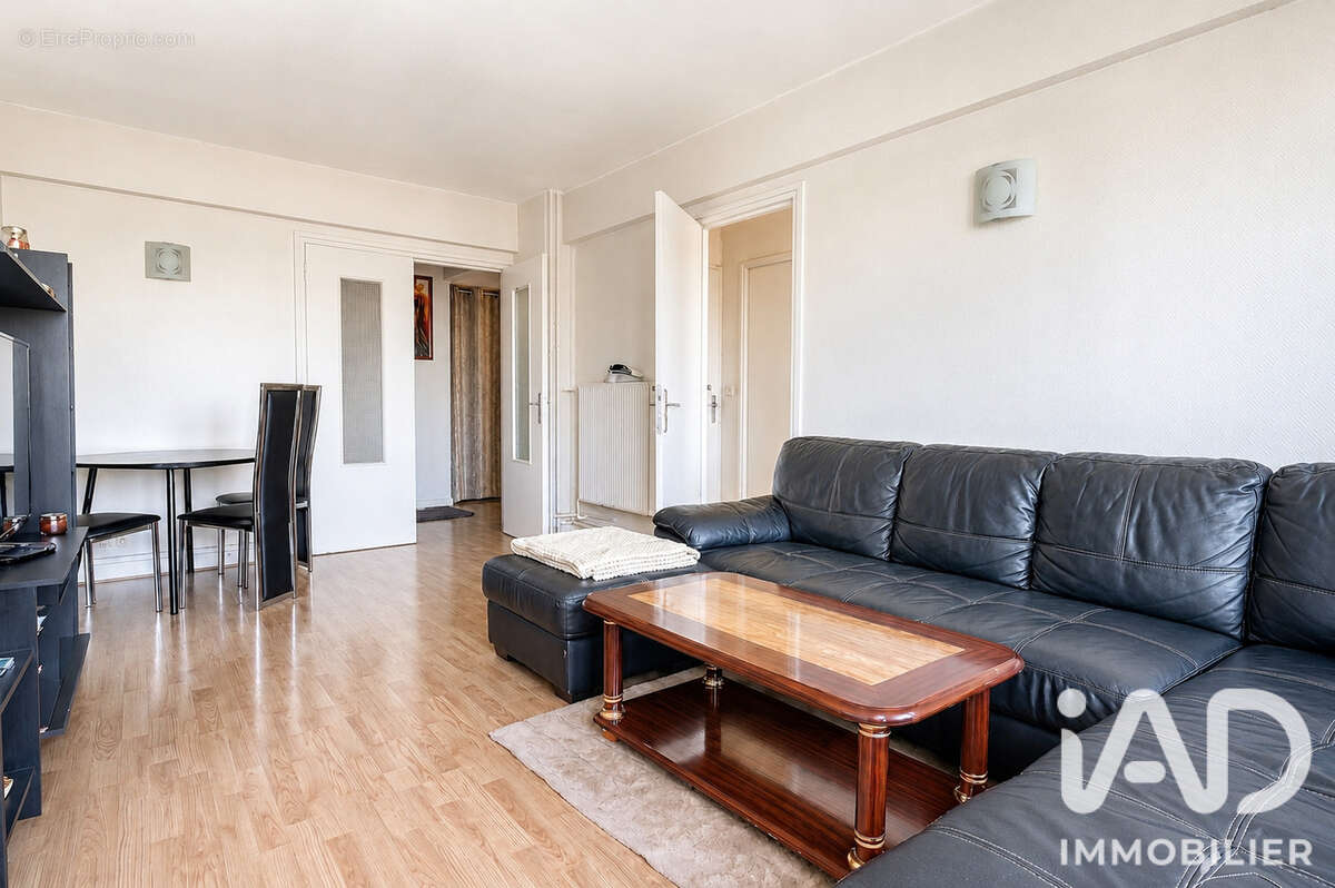 Photo 2 - Appartement à BAGNOLET