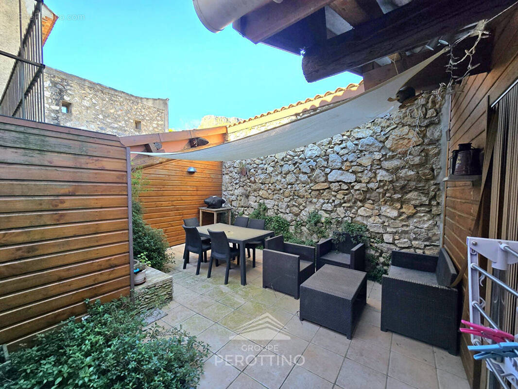 Appartement à CADOLIVE