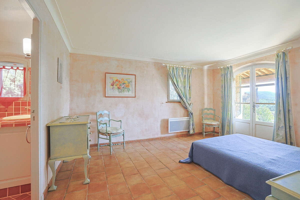 Maison à MOISSAC-BELLEVUE