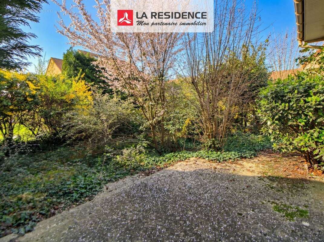 Maison à VERNEUIL-SUR-SEINE