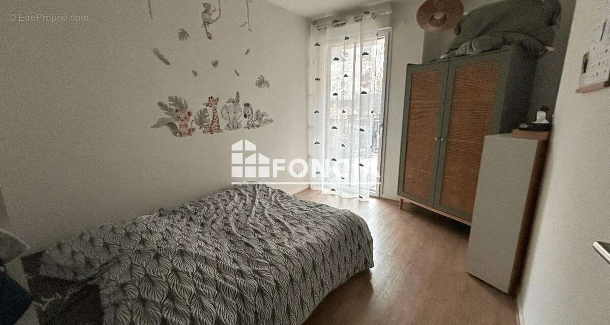 Appartement à THIAIS