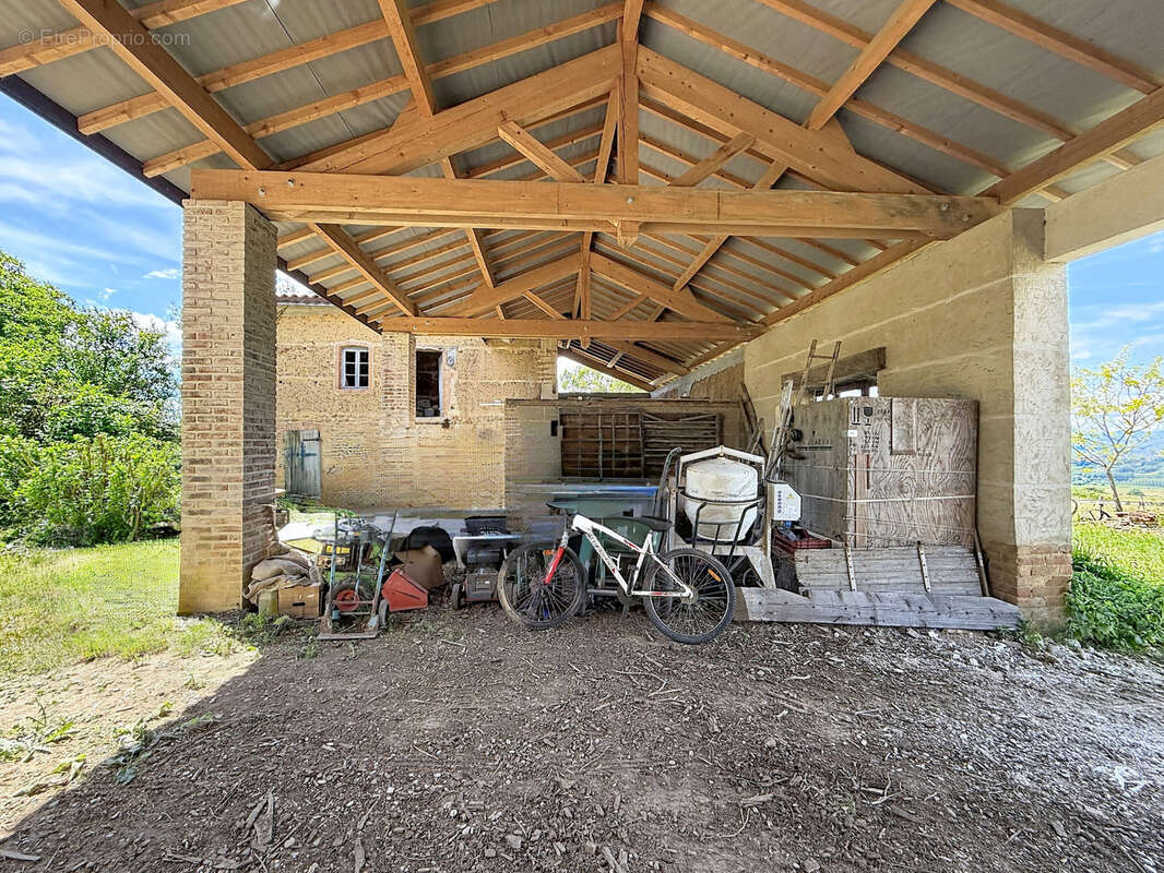 ALBON – Propriété 356 m² sur 2,8 hectares – Chevaux, activité agricole ou projet familial - photo 12