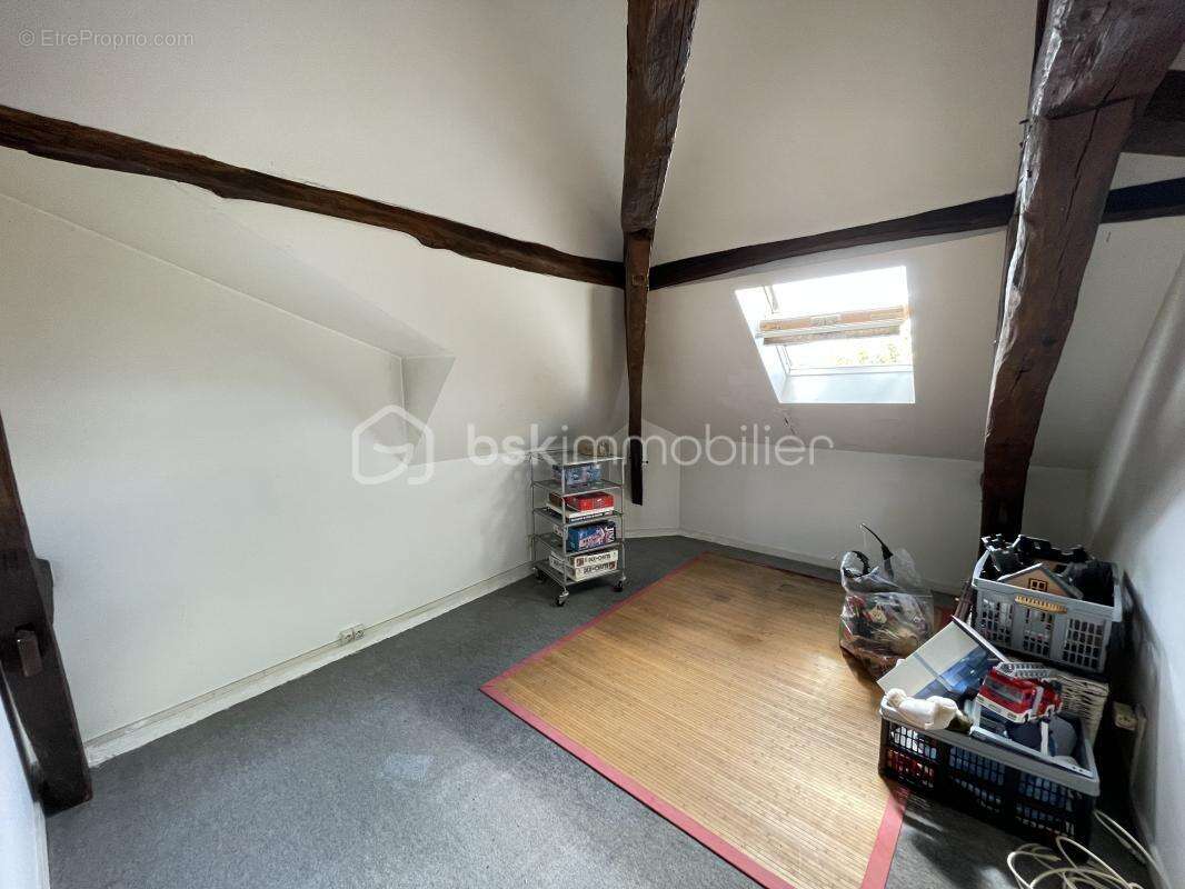 Maison à LE MEE-SUR-SEINE