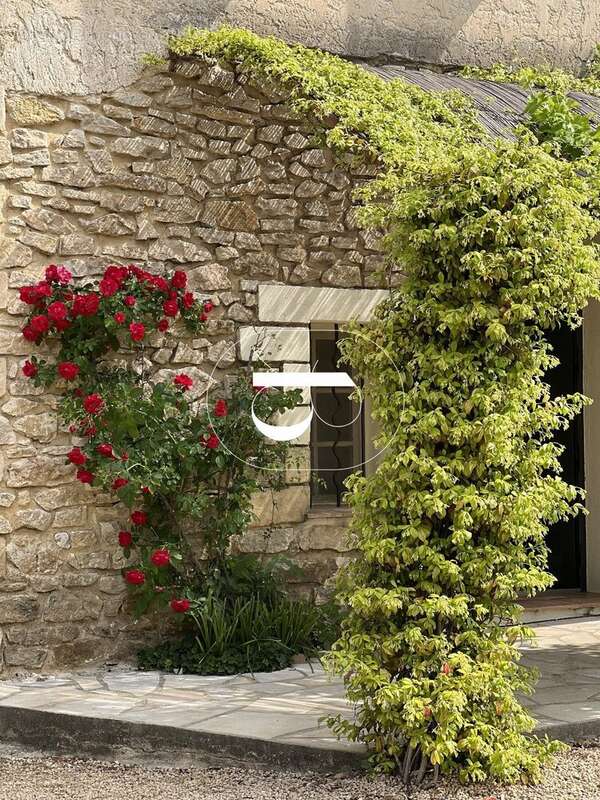 Maison à GOUDARGUES
