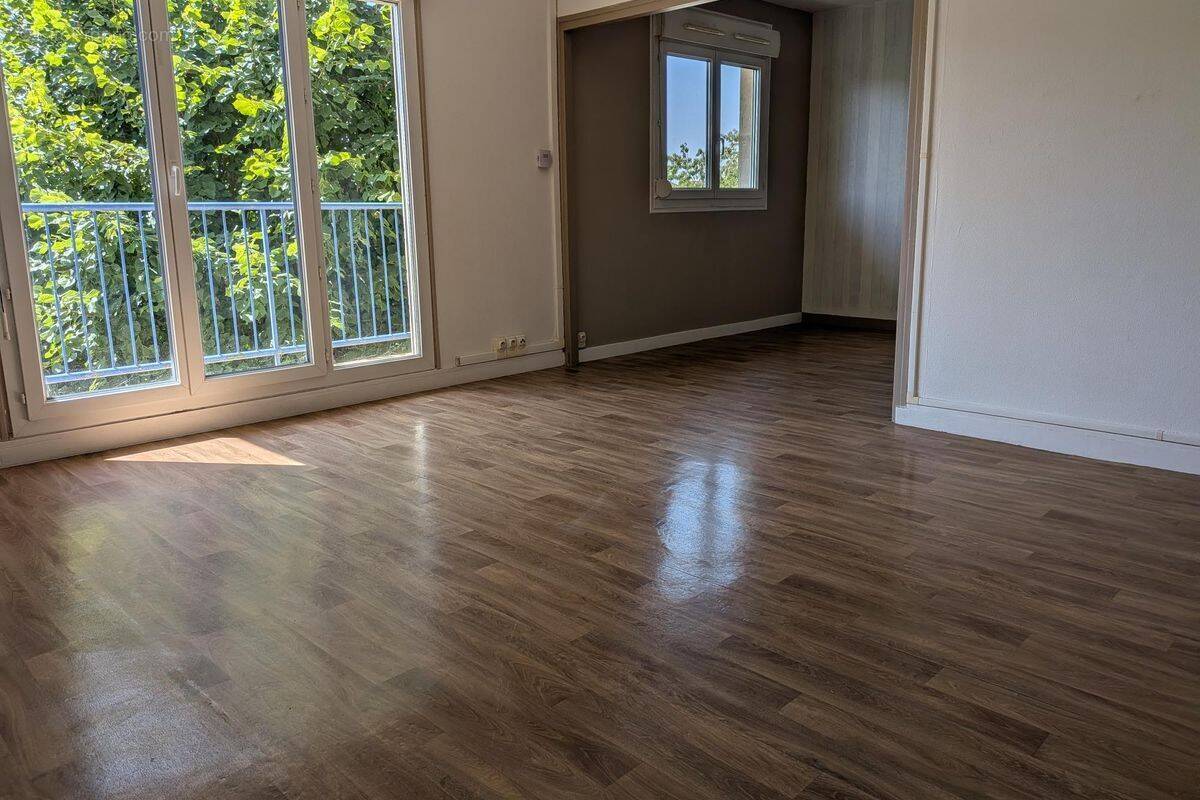 Appartement à SAINT-ANDRE-LES-VERGERS