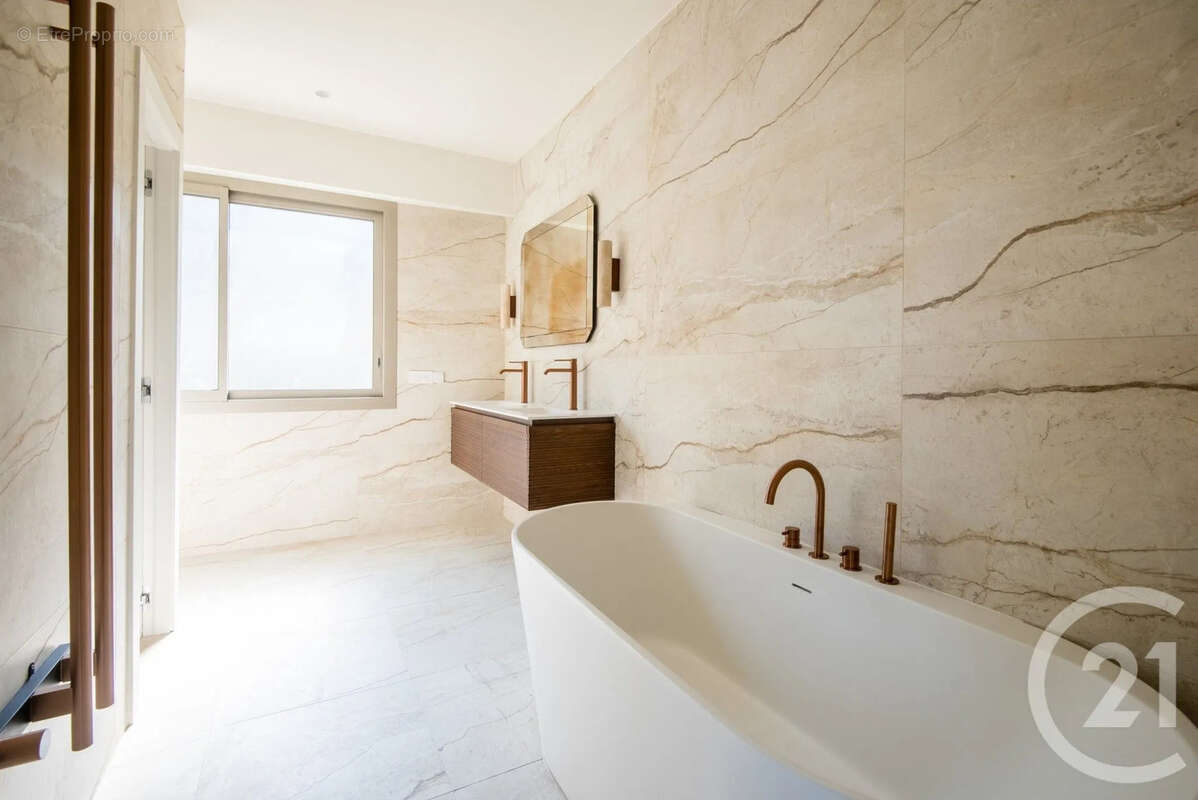 Appartement 101 m² à Nice  - photo 17